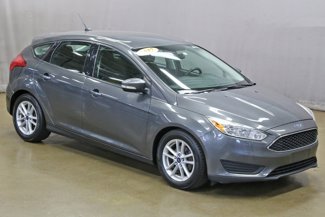 Used 2017 Ford Focus SE w/ Cold Weather Package image 1