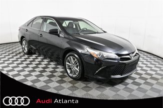 Used 2017 Toyota Camry image 1