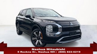 New 2025 Mitsubishi Outlander SE image 1