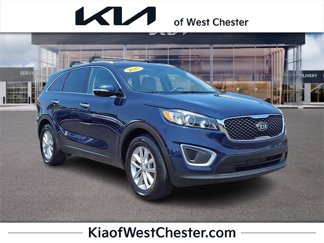 Used 2017 Kia Sorento LX w/ LX Convenience Package image 1