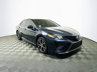 Used 2019 Toyota Camry SE image 1