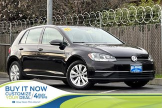 Used 2021 Volkswagen Golf 4-Door image 1