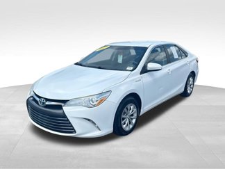 Used 2017 Toyota Camry LE image 1