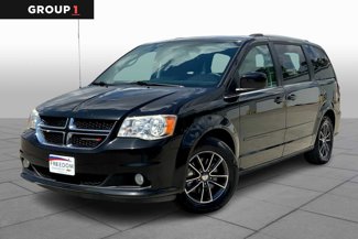 Used 2017 Dodge Grand Caravan SXT image 1