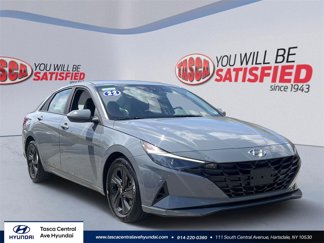 Used 2022 Hyundai Elantra SEL image 1