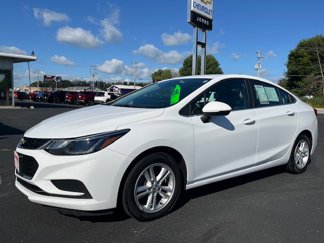 Used 2017 Chevrolet Cruze LT w/ Convenience Package image 1