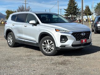 Used 2020 Hyundai Santa Fe SE image 1