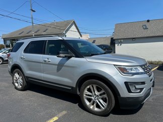 Used 2017 Ford Explorer XLT w/ Equipment Group 202A image 1
