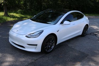 Used 2019 Tesla Model 3 Standard Range Plus image 1