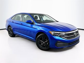 Used 2024 Volkswagen Jetta SE w/ Panoramic Sunroof Package image 1