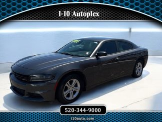 Used 2018 Dodge Charger SXT image 1