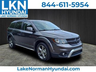 Used 2017 Dodge Journey Crossroad image 1