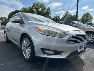 Used 2017 Ford Focus Titanium image 1