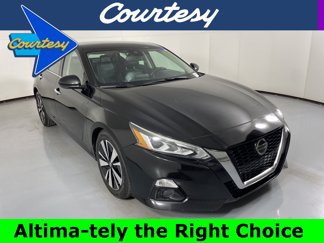 Used 2020 Nissan Altima 2.5 SL image 1