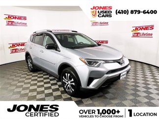 Used 2016 Toyota RAV4 LE image 1