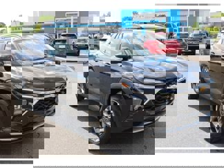 New 2025 Chevrolet Trax LT w/ LT Convenience Package image 1