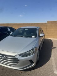 Used 2017 Hyundai Elantra SE image 1
