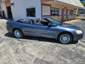 Used 2003 Chrysler Sebring Limited image 1