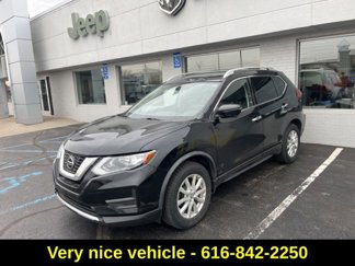 Used 2018 Nissan Rogue SV w/ Sun & Sound Touring Package image 1