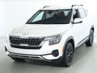 Used 2022 Kia Seltos Nightfall Edition image 1