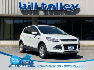 Used 2016 Ford Escape SE w/ Equipment Group 201A image 1
