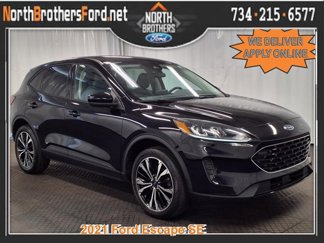 Used 2021 Ford Escape SE w/ SE Sport Appearance Package image 1