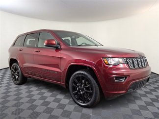 Used 2020 Jeep Grand Cherokee Altitude image 1