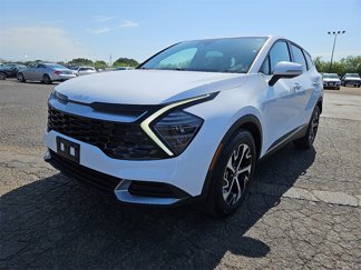 Used 2024 Kia Sportage EX image 1