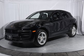 Used 2024 Porsche Macan image 1