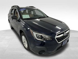 Used 2018 Subaru Outback 2.5i image 1