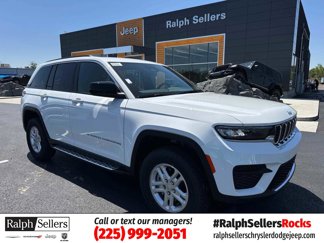 New 2025 Jeep Grand Cherokee Laredo w/ Trailer Tow Package image 1
