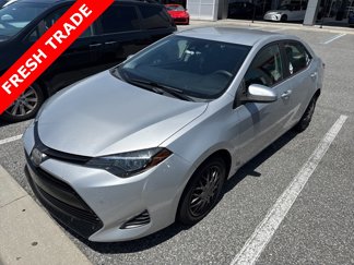 Used 2019 Toyota Corolla SE image 1