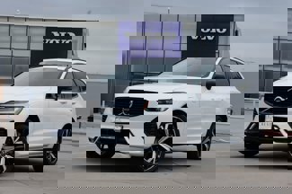 Used 2022 Volvo XC60 T8 R-Design w/ Advanced Package image 1