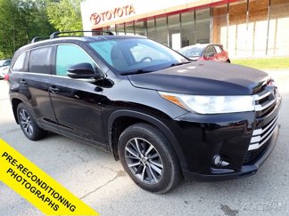 Used 2018 Toyota Highlander XLE image 1