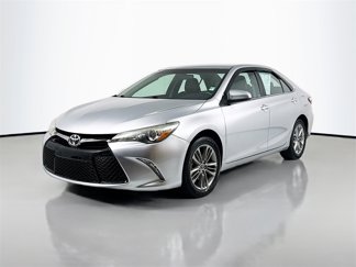 Used 2015 Toyota Camry SE image 1