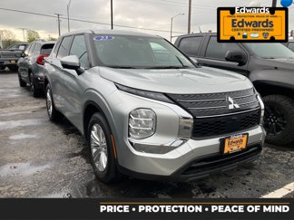 Used 2023 Mitsubishi Outlander ES image 1