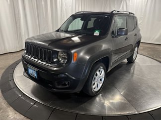 Used 2016 Jeep Renegade Latitude w/ Popular Equipment Group image 1