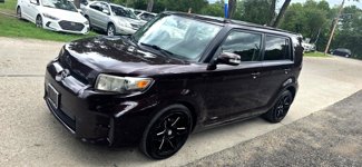 Used 2011 Scion xB image 1