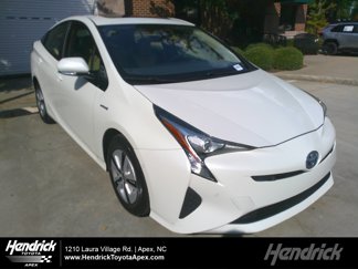 Used 2018 Toyota Prius Three image 1
