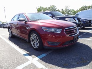 Used 2014 Ford Taurus Limited image 1