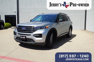 Used 2021 Ford Explorer XLT image 1