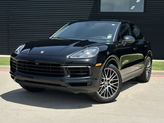 Used 2022 Porsche Cayenne image 1