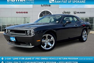 Used 2014 Dodge Challenger SXT image 1