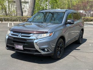 Used 2018 Mitsubishi Outlander ES image 1