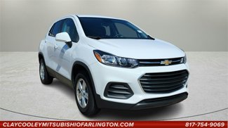 Used 2021 Chevrolet Trax LS w/ Tint and Cruise Package image 1