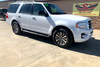 Used 2017 Ford Expedition XLT image 1