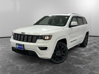 Used 2021 Jeep Grand Cherokee Laredo X image 1