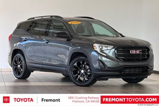 Used 2020 GMC Terrain SLE w/ Driver Convenience Package image 1