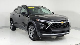 Used 2024 Chevrolet Trax LT w/ Driver Confidence Package image 1
