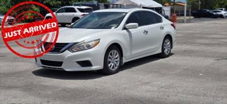 Used 2016 Nissan Altima 2.5 S w/ Power Driver Seat Package image 1
